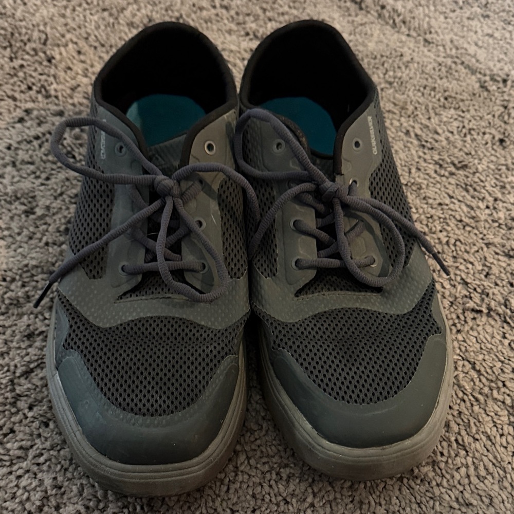 Men's Gray Athletic Water Shoes
